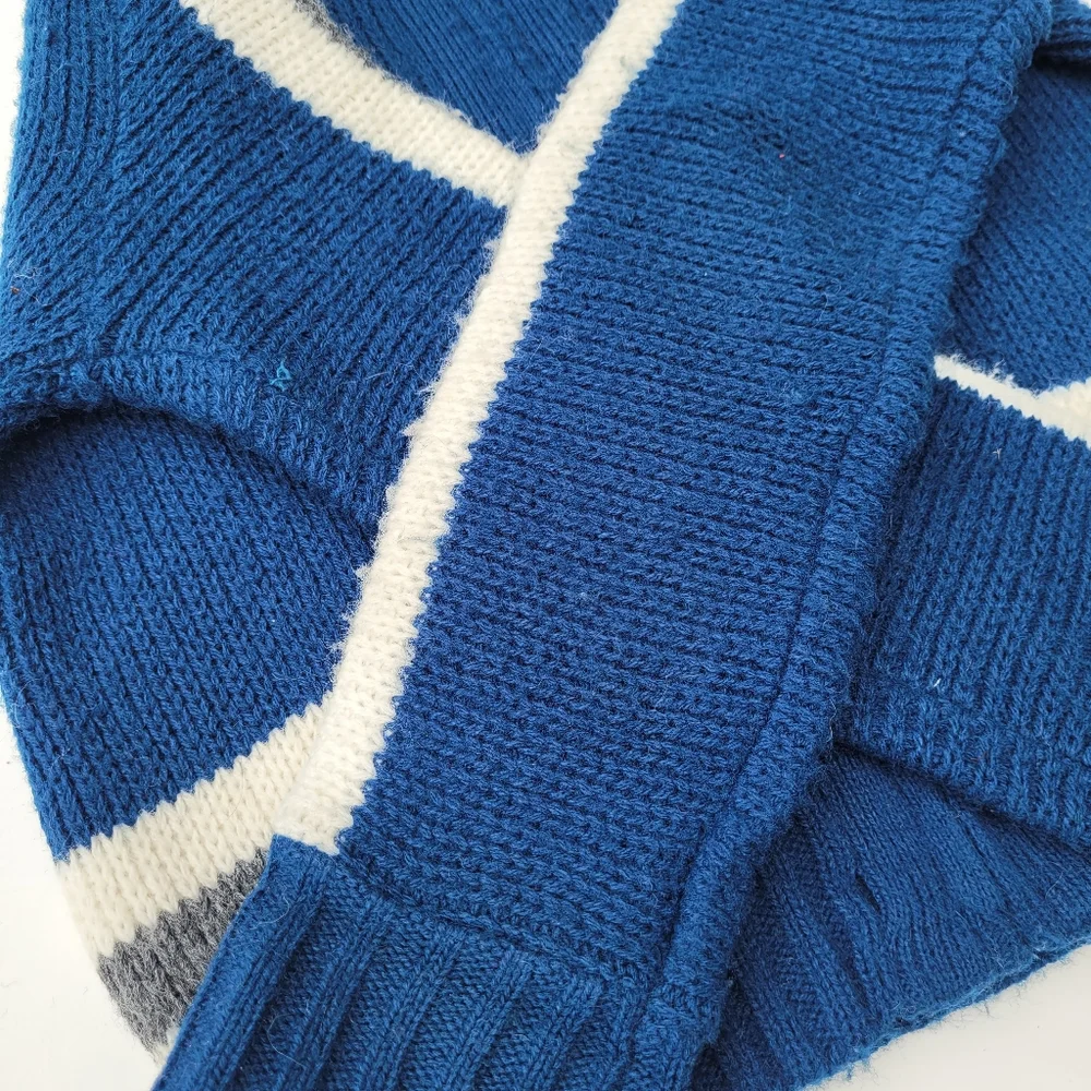 Vintage wool blue and white zip up turtleneck cardigan sweater